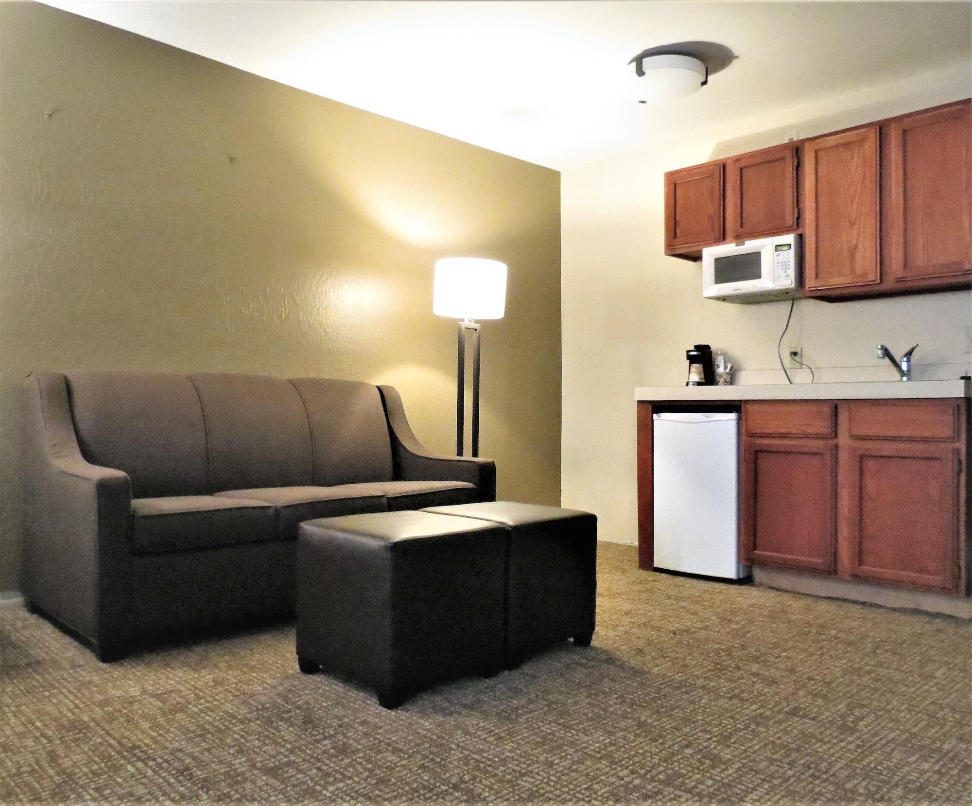Comfort Inn & Suites Fairborn Near Wright Patterson Afb Екстериор снимка