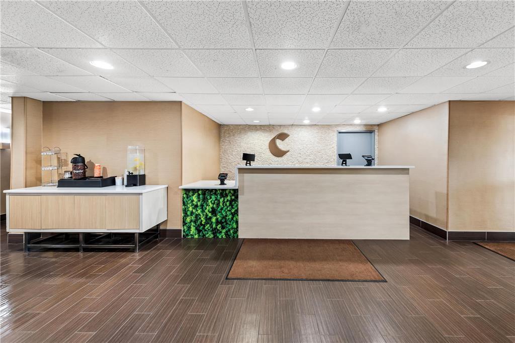 Comfort Inn & Suites Fairborn Near Wright Patterson Afb Интериор снимка